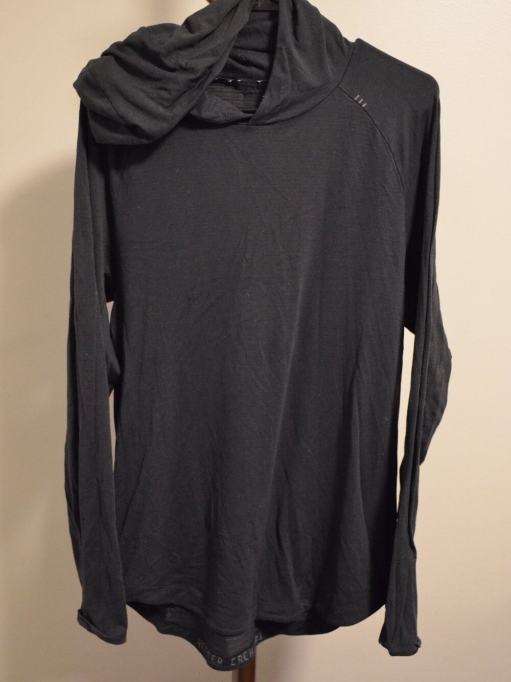 Men's Lululemon athletic hoodie